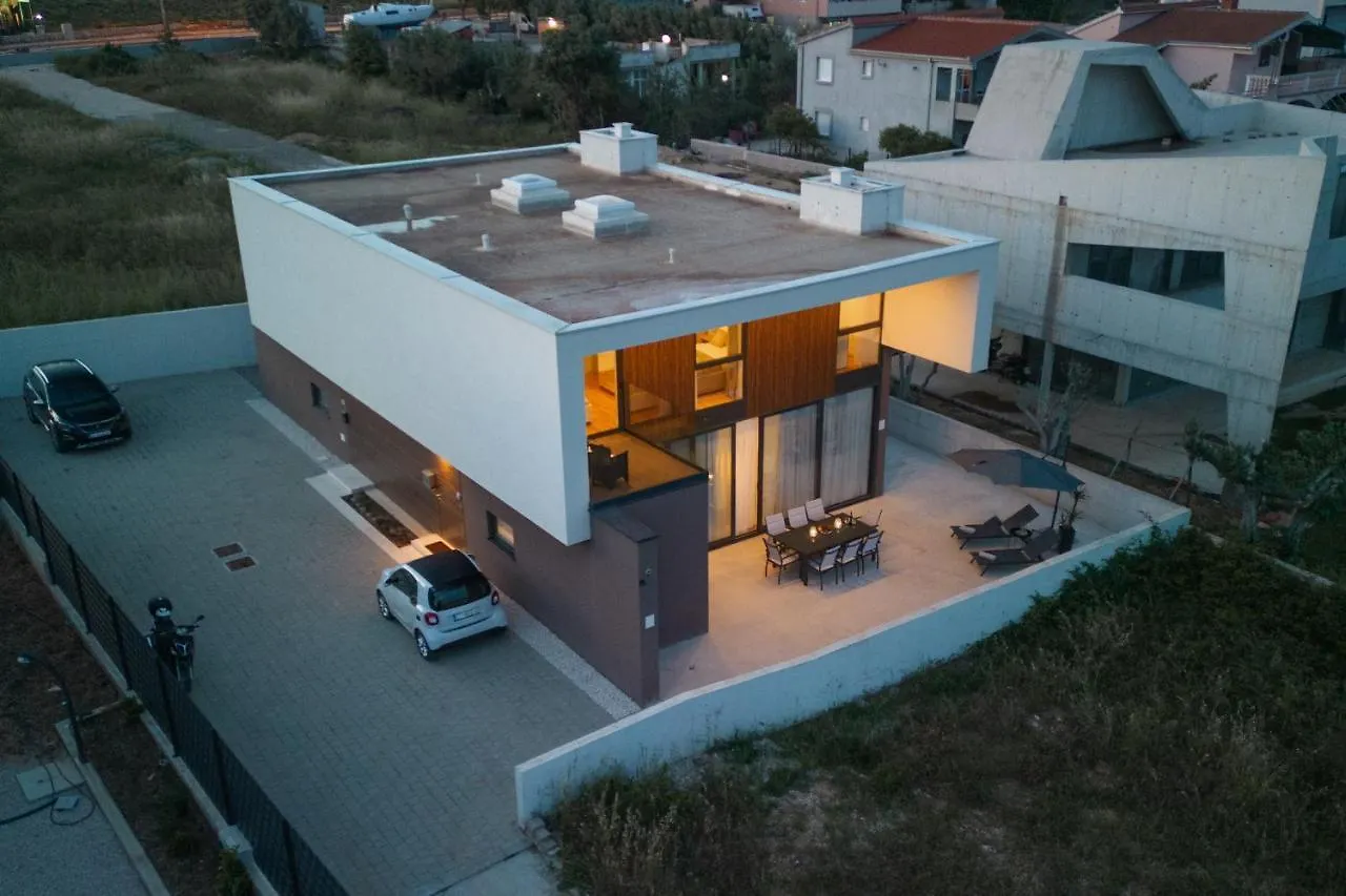 Luxury Villa Bueno Kastela Croatia