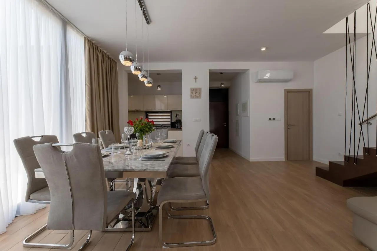 Luxury Villa Bueno Kastela